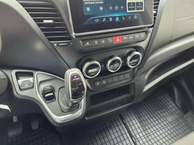 Furgón, Furgoneta combi nuevo IVECO Daily 35S18HA8V DOKA Snoeks Mixto Hi-Matic 16m³...: foto 11