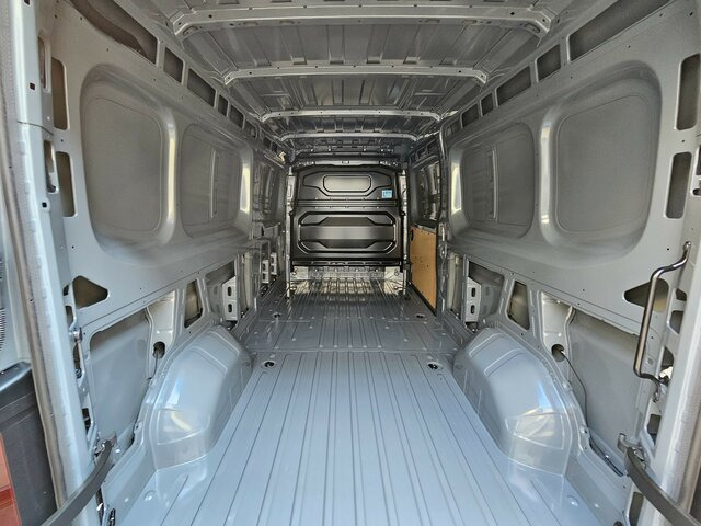 Furgón nuevo RENAULT Master L3H2 170 Neues Modell 10'' Navi Kamera...: foto 26 Furgón nuevo RENAULT Master L3H2 170 Neues Modell 10'' Navi Kamera...: foto 26