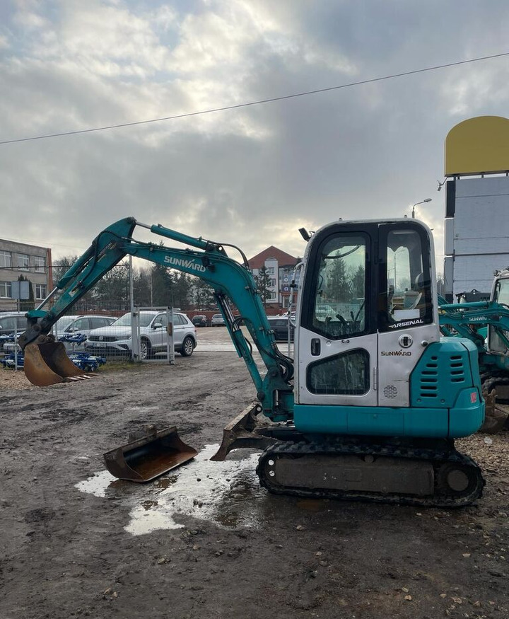 Sunward SWE 25B - Miniexcavadora: foto 1 Sunward SWE 25B - Miniexcavadora: foto 1