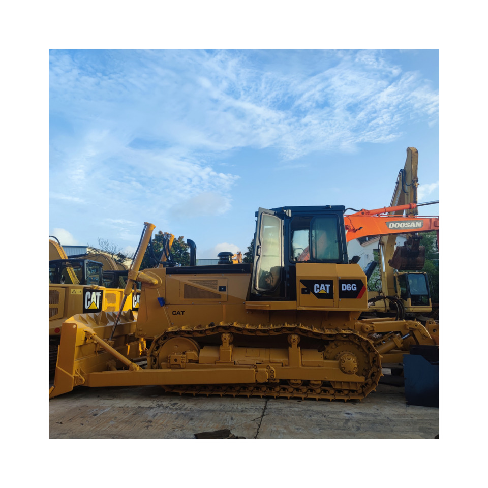 CAT D6G Bulldozer - Bulldozer: foto 2 CAT D6G Bulldozer - Bulldozer: foto 2