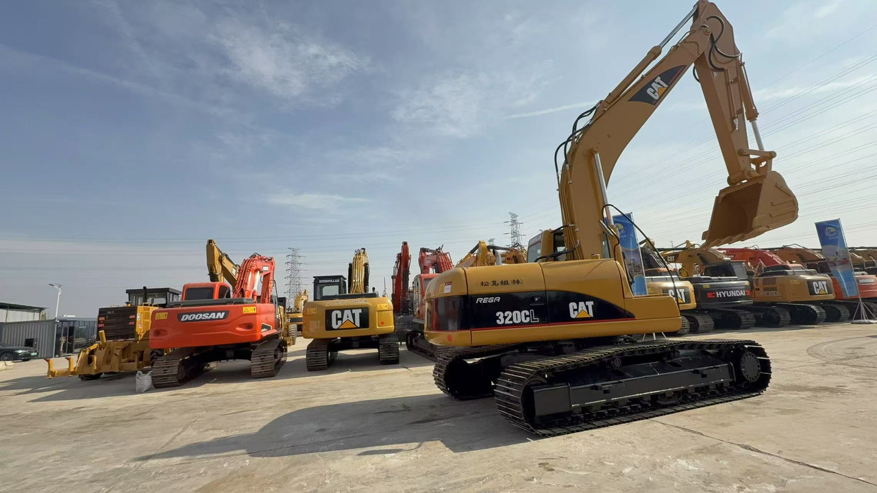 Cat 320cl excavator - Excavadora de cadenas: foto 4 Cat 320cl excavator - Excavadora de cadenas: foto 4