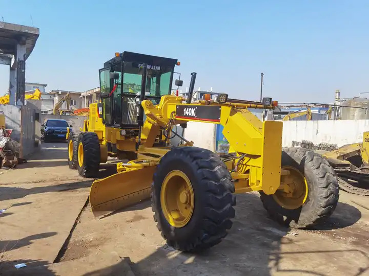 Caterpillar motor grader used 140K used grader cat 140K 120K 140H 120H 120G caterpillar grader 140K - Grader: foto 2 Caterpillar motor grader used 140K used grader cat 140K 120K 140H 120H 120G caterpillar grader 140K - Grader: foto 2