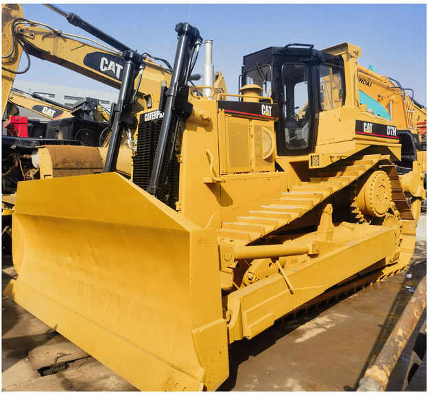 Cheap Price Used CAT Bulldozer machine Japan Caterpillar D7H D7R bulldozer dozer for sale - Bulldozer: foto 1 Cheap Price Used CAT Bulldozer machine Japan Caterpillar D7H D7R bulldozer dozer for sale - Bulldozer: foto 1