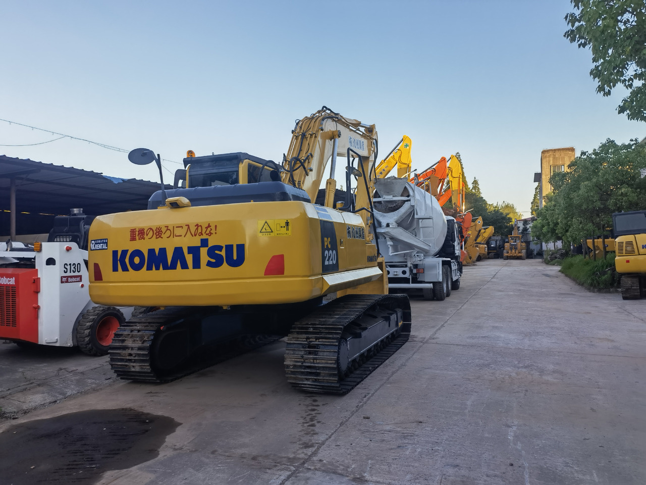 Komatsu PC 220-8 Excavator - Excavadora de cadenas: foto 3 Komatsu PC 220-8 Excavator - Excavadora de cadenas: foto 3