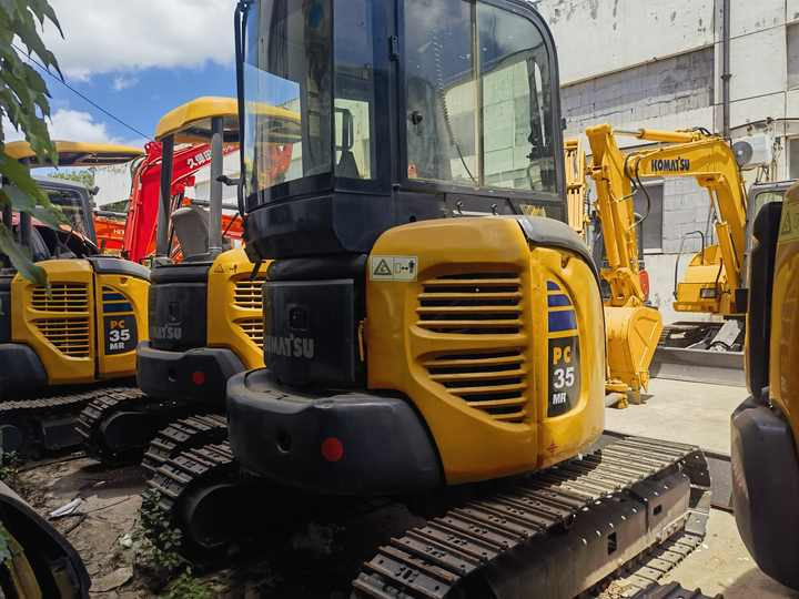 Komatsu PC35MR-3 excavator - Excavadora de cadenas: foto 2 Komatsu PC35MR-3 excavator - Excavadora de cadenas: foto 2