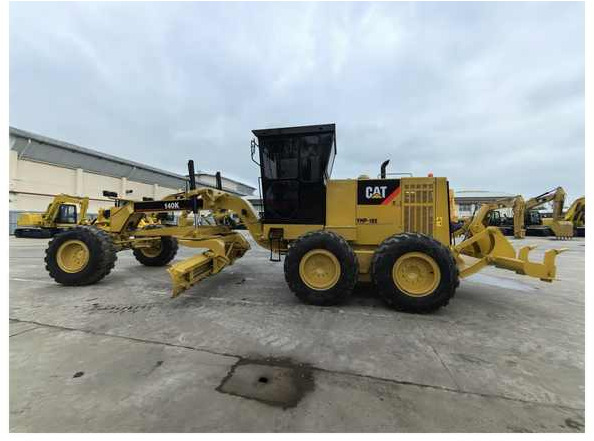 Low hours high quality used motor grader cat 140k cheap for sale - Grader: foto 1 Low hours high quality used motor grader cat 140k cheap for sale - Grader: foto 1