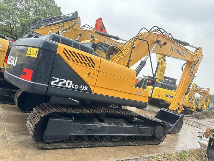 Excavadora de cadenas Perfect working Used Hyundai 220LC-9S Crawler Excavator Used Hyundai 220LC-9S Excavator in stock: foto 6