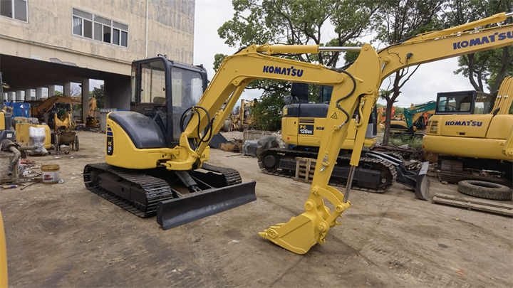 Second Hand good working condition Komatsu PC35MR-3 Crawler Excavator Used Komatsu PC35MR-3 Excavator in stock - Excavadora de cadenas: foto 4 Second Hand good working condition Komatsu PC35MR-3 Crawler Excavator Used Komatsu PC35MR-3 Excavator in stock - Excavadora de cadenas: foto 4