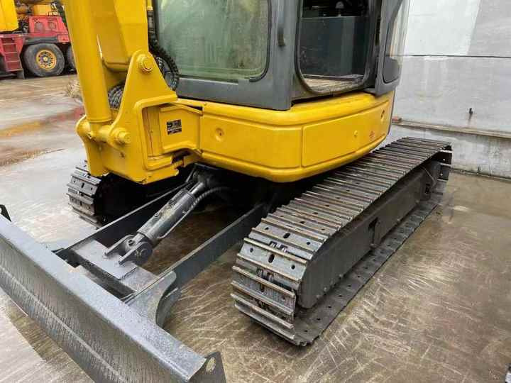 Fast delivery and high performance Used Komatsu PC35MR-3 Made In Japan on Hot Sale in china - Excavadora de cadenas: foto 5 Fast delivery and high performance Used Komatsu PC35MR-3 Made In Japan on Hot Sale in china - Excavadora de cadenas: foto 5