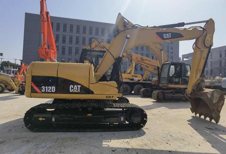 Original Japan second hand caterpillar 312 used tracked CAT 312D crawler excavator - Excavadora de cadenas: foto 4 Original Japan second hand caterpillar 312 used tracked CAT 312D crawler excavator - Excavadora de cadenas: foto 4