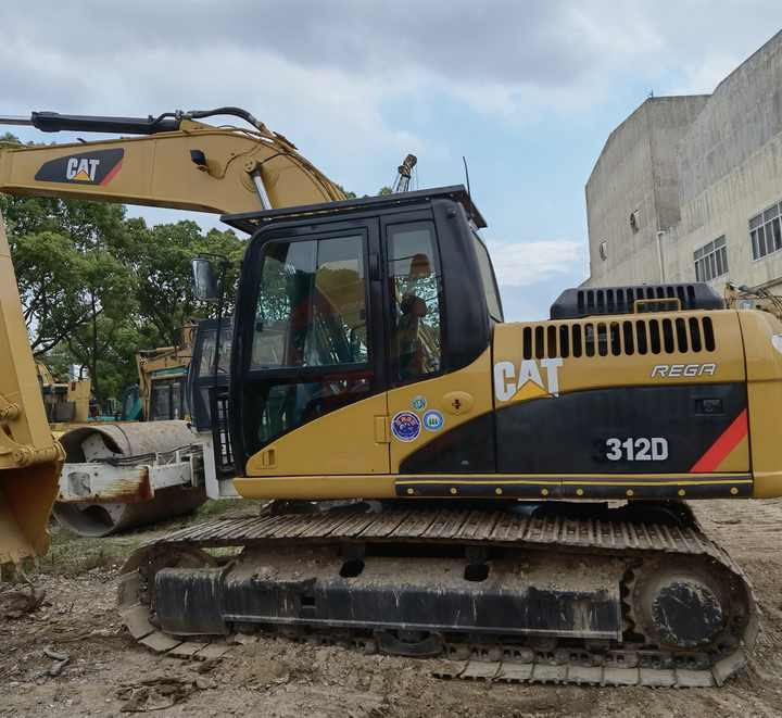 Used earth moving machinery used excavator cat312 12ton Cat 315D 312D 320d 330d for sale - Excavadora de cadenas: foto 2 Used earth moving machinery used excavator cat312 12ton Cat 315D 312D 320d 330d for sale - Excavadora de cadenas: foto 2