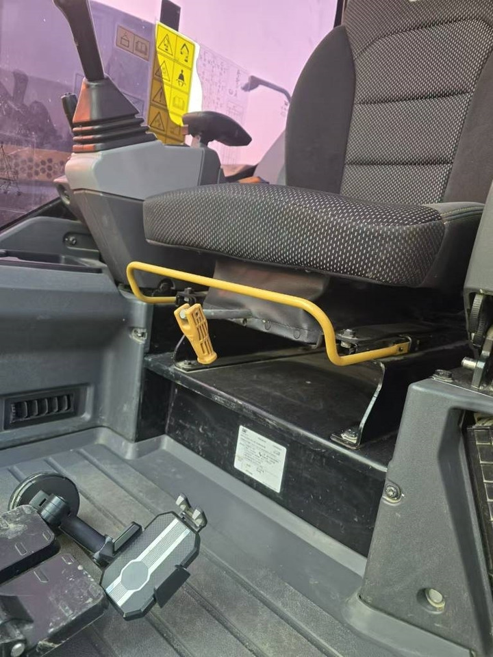 Miniexcavadora CAT 306: foto 6 Miniexcavadora CAT 306: foto 6