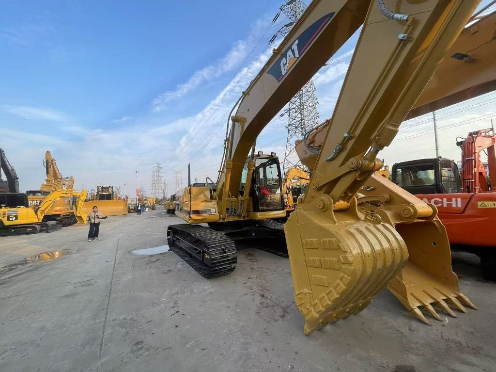 CAT 320 B - Excavadora de cadenas: foto 1 CAT 320 B - Excavadora de cadenas: foto 1