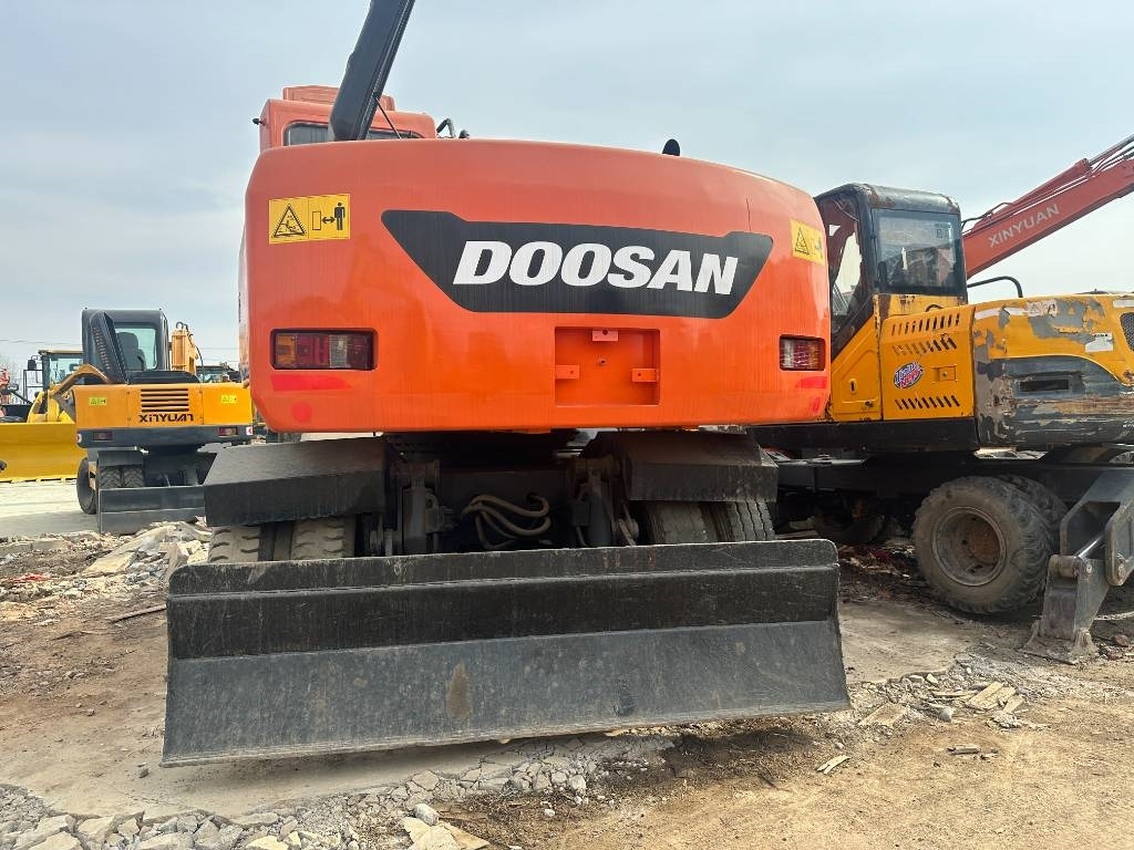 Doosan DH 150 W-7 - Excavadora de ruedas: foto 3 Doosan DH 150 W-7 - Excavadora de ruedas: foto 3