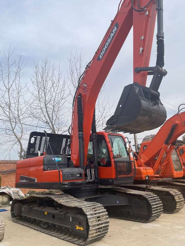 Doosan DX 225 - Excavadora de cadenas: foto 2 Doosan DX 225 - Excavadora de cadenas: foto 2
