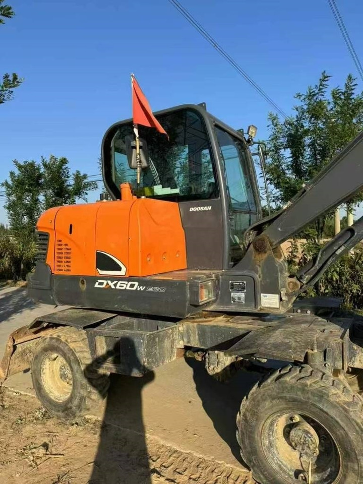 Miniexcavadora Doosan DX 60: foto 6 Miniexcavadora Doosan DX 60: foto 6