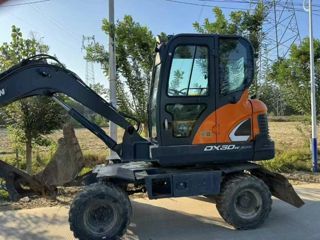 Doosan DX 60 - Miniexcavadora: foto 4 Doosan DX 60 - Miniexcavadora: foto 4