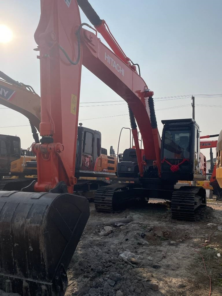 Hitachi 210LC - Excavadora de cadenas: foto 4 Hitachi 210LC - Excavadora de cadenas: foto 4