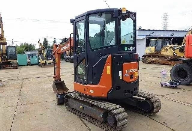 Hitachi 30 - Miniexcavadora: foto 1 Hitachi 30 - Miniexcavadora: foto 1