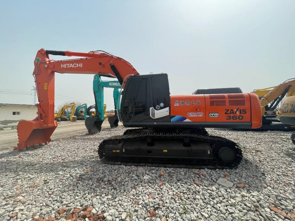 Excavadora de cadenas Hitachi ZX 360: foto 9