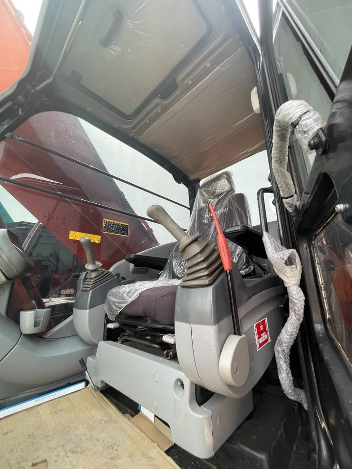 Excavadora de cadenas Hitachi ZX 360: foto 6