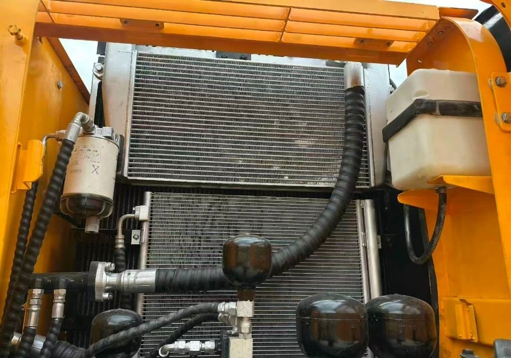 Hyundai 210W -9  - Excavadora de ruedas: foto 4 Hyundai 210W -9  - Excavadora de ruedas: foto 4