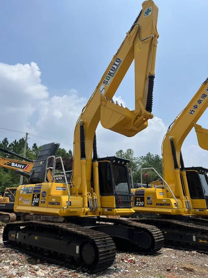 Komatsu PC 240-8 - Excavadora de cadenas: foto 1 Komatsu PC 240-8 - Excavadora de cadenas: foto 1
