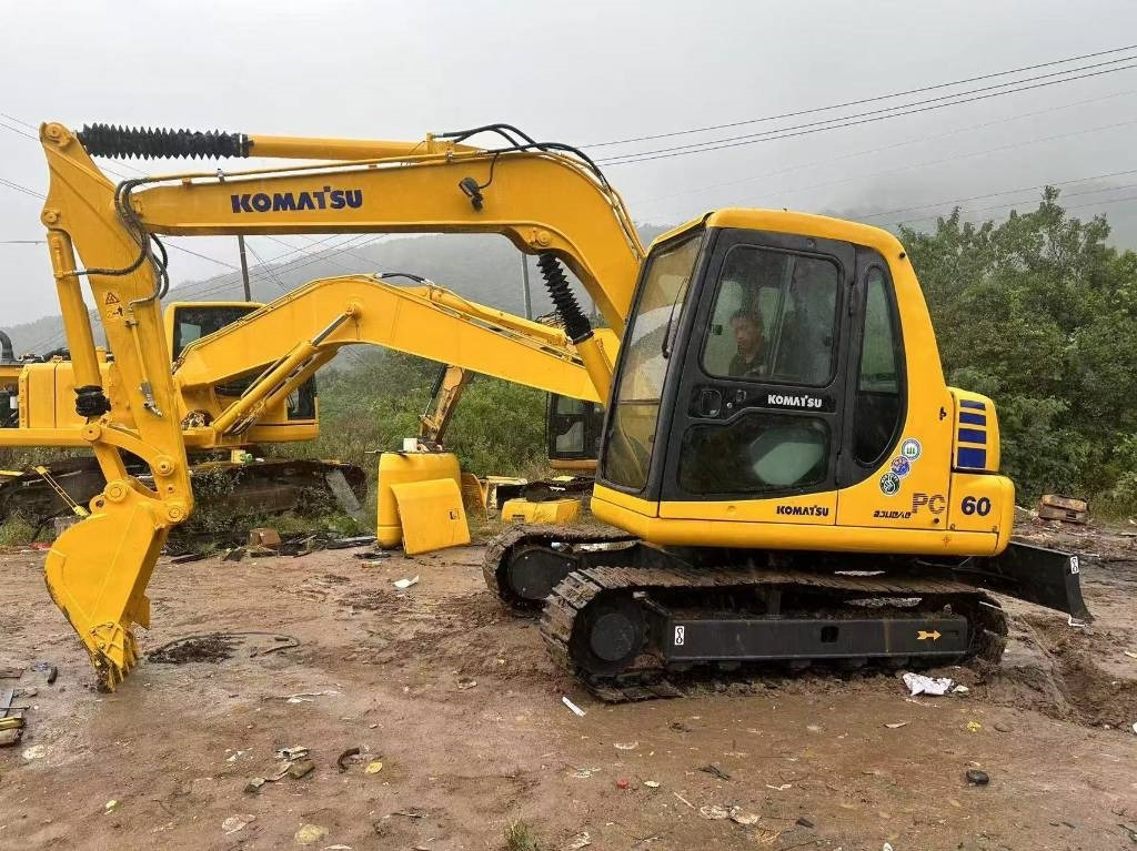 Miniexcavadora Komatsu PC 60: foto 9