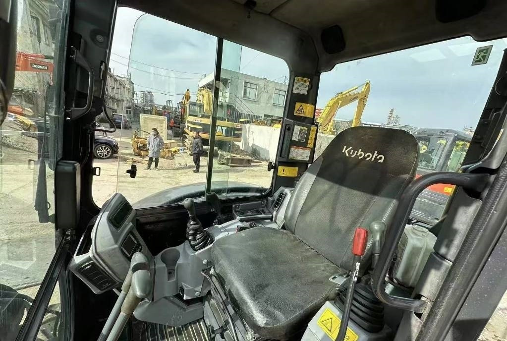 Kubota 163 - Excavadora de cadenas: foto 3 Kubota 163 - Excavadora de cadenas: foto 3