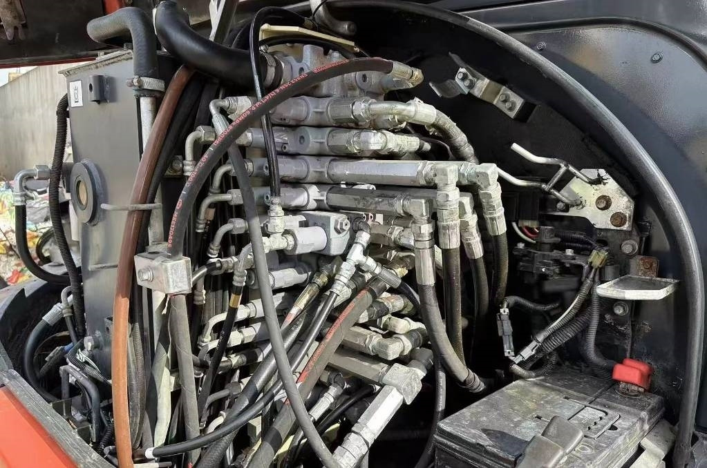 Excavadora de cadenas Kubota 163: foto 8 Excavadora de cadenas Kubota 163: foto 8