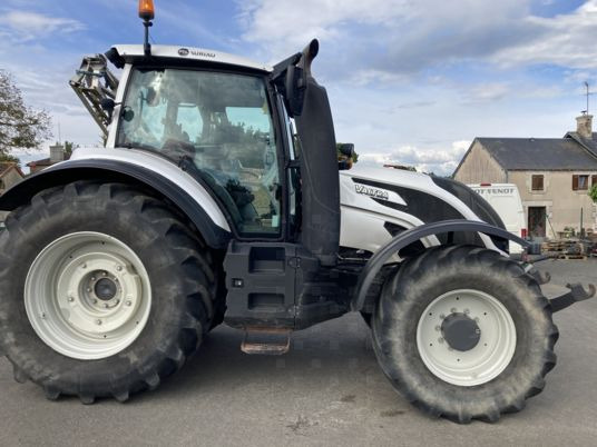 Tractor Valtra T214 DIRECT: foto 9