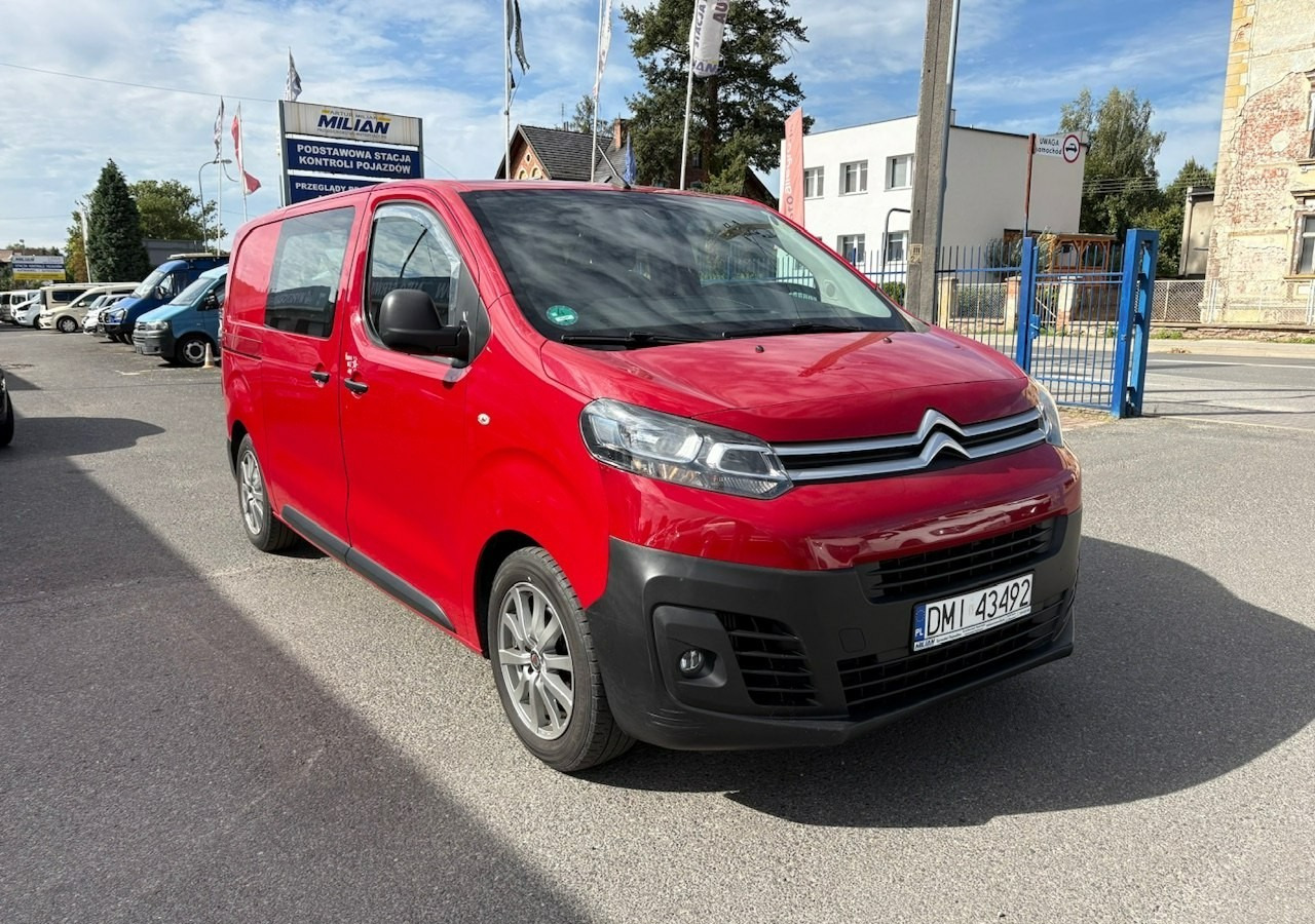 Citroen Jumpy II Jumpy 1.6HDI 115KM Klima A La Kamper 3 osobowy 2016 - Coche: foto 1 Citroen Jumpy II Jumpy 1.6HDI 115KM Klima A La Kamper 3 osobowy 2016 - Coche: foto 1
