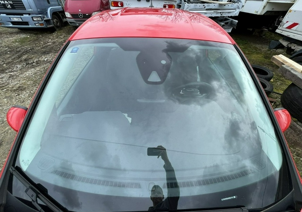 Ford Fiesta IX LIFT 1.1 Benzyna 75KM Klima Carplay Pakiet Winter Cool&Connect 2021 - Hatchback: foto 5 Ford Fiesta IX LIFT 1.1 Benzyna 75KM Klima Carplay Pakiet Winter Cool&Connect 2021 - Hatchback: foto 5