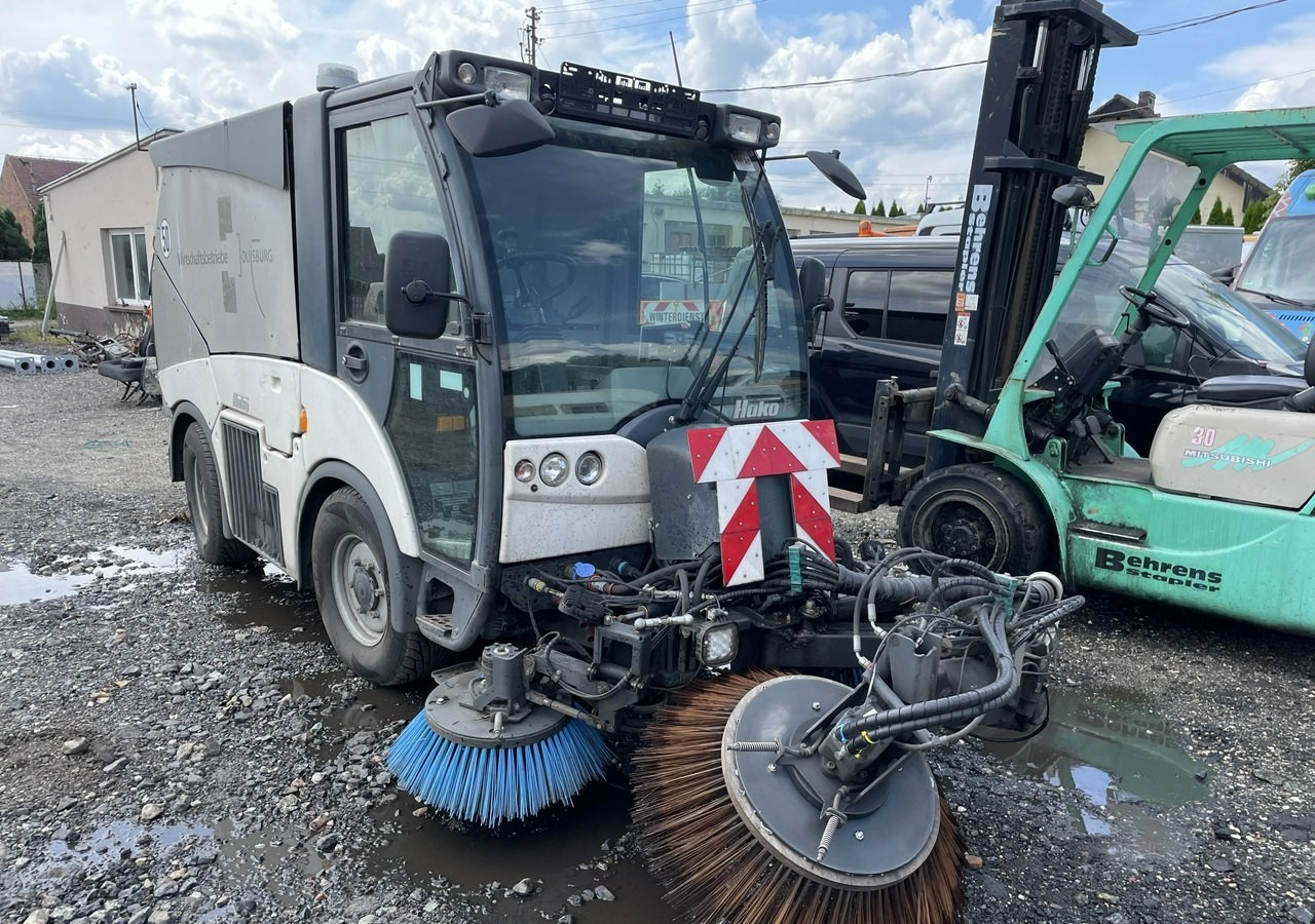 Inna Inny Hako Citymaster 2000 Zamiatarka 2016 - Barredora vial: foto 2 Inna Inny Hako Citymaster 2000 Zamiatarka 2016 - Barredora vial: foto 2