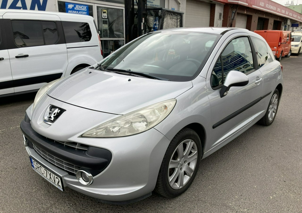 Peugeot 207 Peugeot 207 1.6HDI-16V Klima 2007 - Hatchback: foto 1 Peugeot 207 Peugeot 207 1.6HDI-16V Klima 2007 - Hatchback: foto 1
