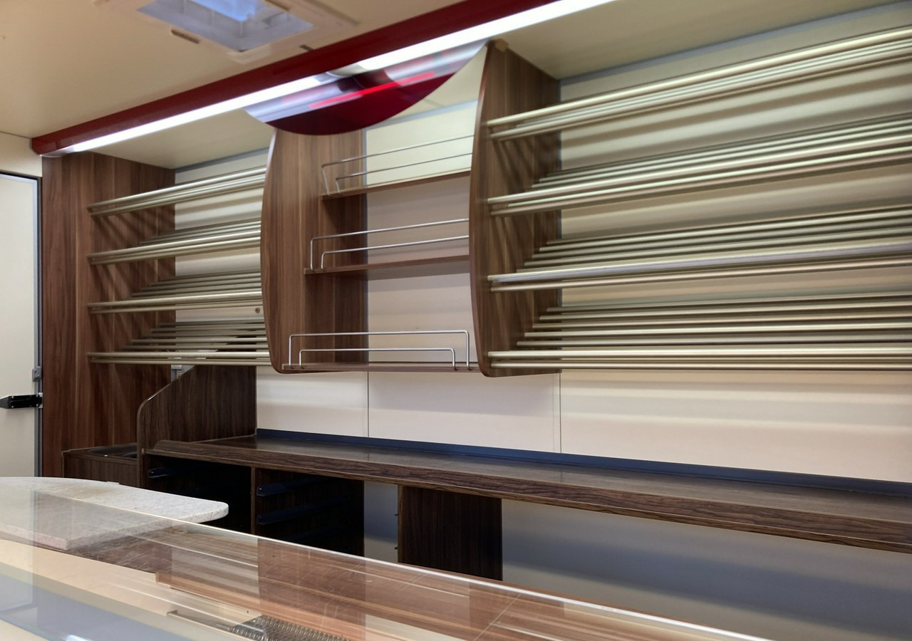 Camión tienda Renault Master Autosklep sklep Bar Gastronomiczny Food Truck Foodtruck Borco 2017: foto 6