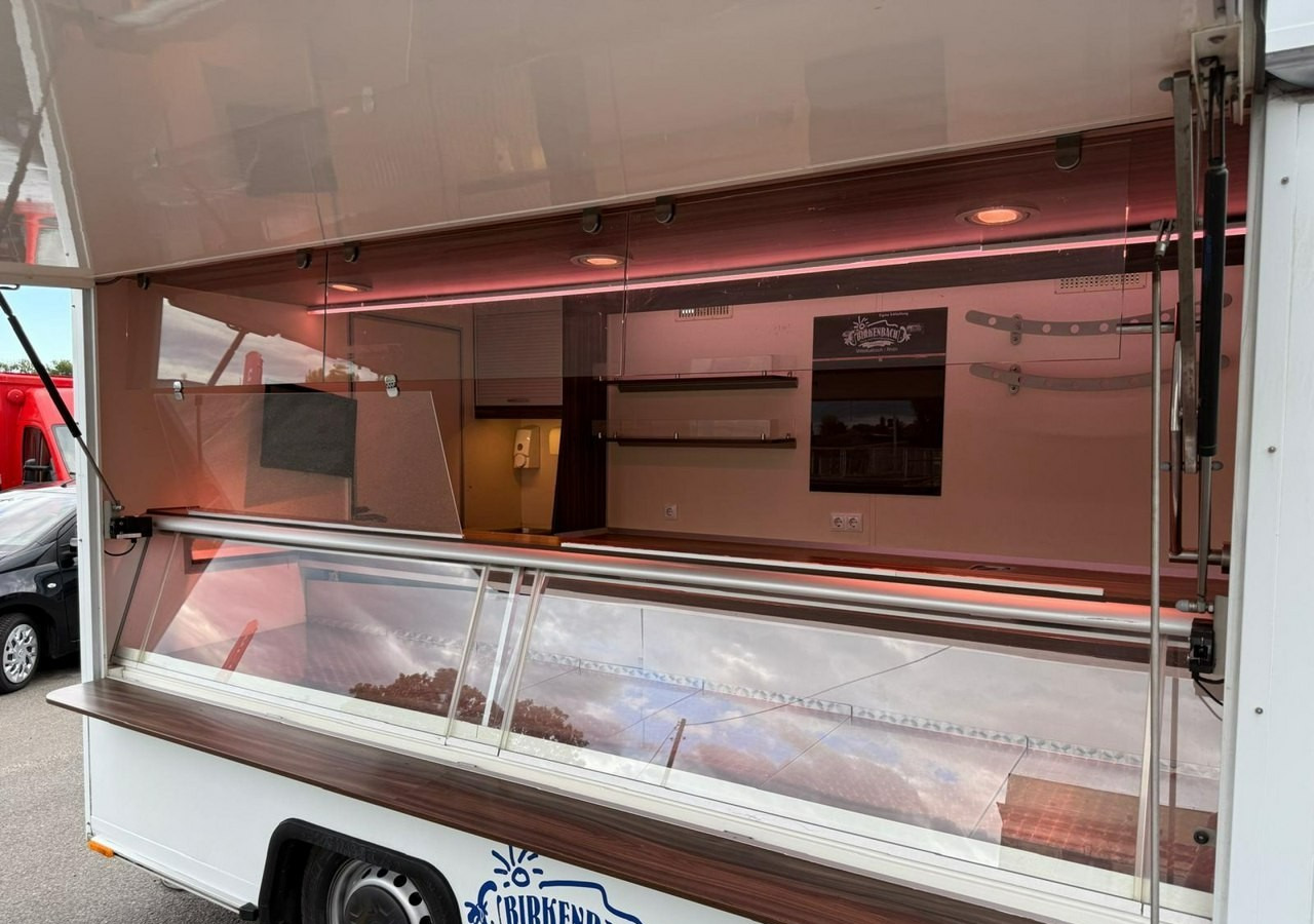 Renault Master Autosklep wędlin Gastronomiczny Food Truck Foodtruck Sklep Solar 20 - Camión tienda: foto 4 Renault Master Autosklep wędlin Gastronomiczny Food Truck Foodtruck Sklep Solar 20 - Camión tienda: foto 4