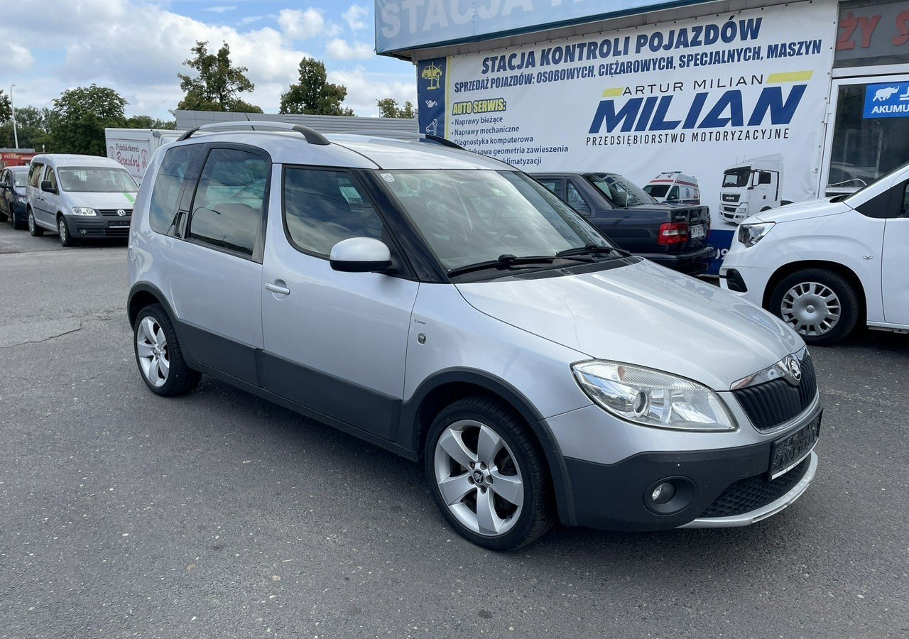 Skoda Roomster I Roomster Scout 1.6-16V Klima 2012 - Coche: foto 3 Skoda Roomster I Roomster Scout 1.6-16V Klima 2012 - Coche: foto 3