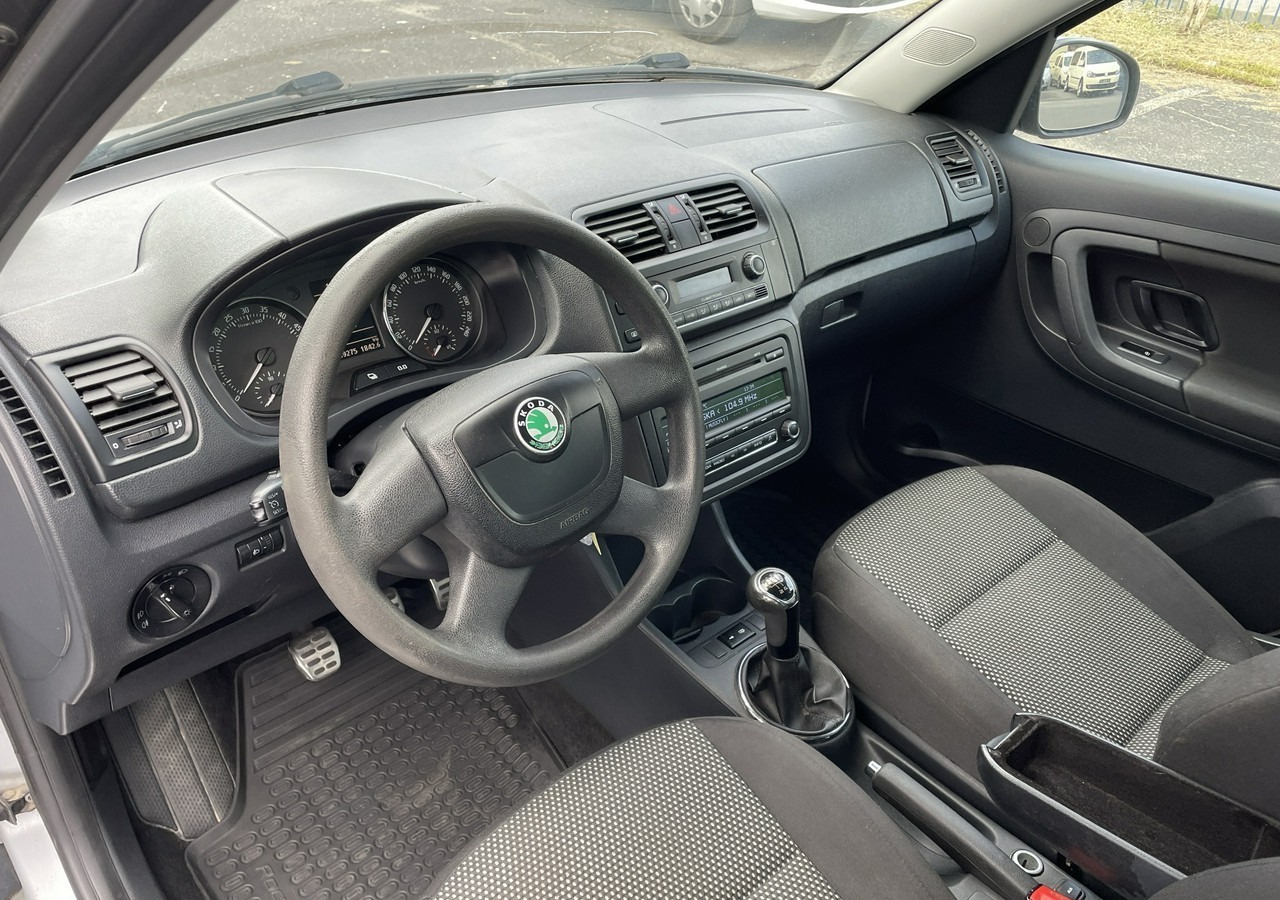 Skoda Roomster I Roomster Scout 1.6-16V Klima 2012 - Coche: foto 2 Skoda Roomster I Roomster Scout 1.6-16V Klima 2012 - Coche: foto 2