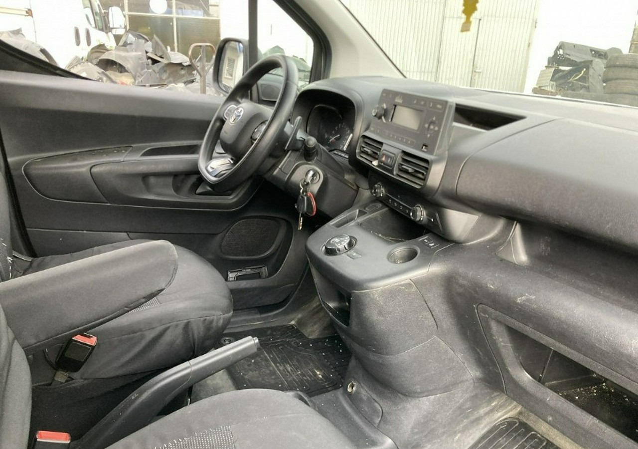 Toyota Inny Toyota Toyota Proace City Maxi - 5 osob Automat Klima Salon PL Model 2021 - Furgón: foto 4 Toyota Inny Toyota Toyota Proace City Maxi - 5 osob Automat Klima Salon PL Model 2021 - Furgón: foto 4