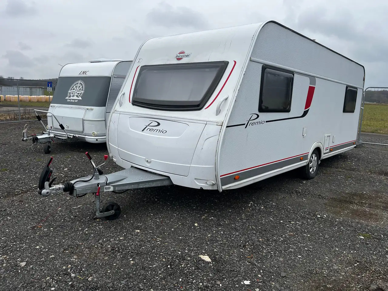 Bürstner Premio 530 TL Mover Dachklimaanlage Einzelbetten - Caravana: foto 3 Bürstner Premio 530 TL Mover Dachklimaanlage Einzelbetten - Caravana: foto 3