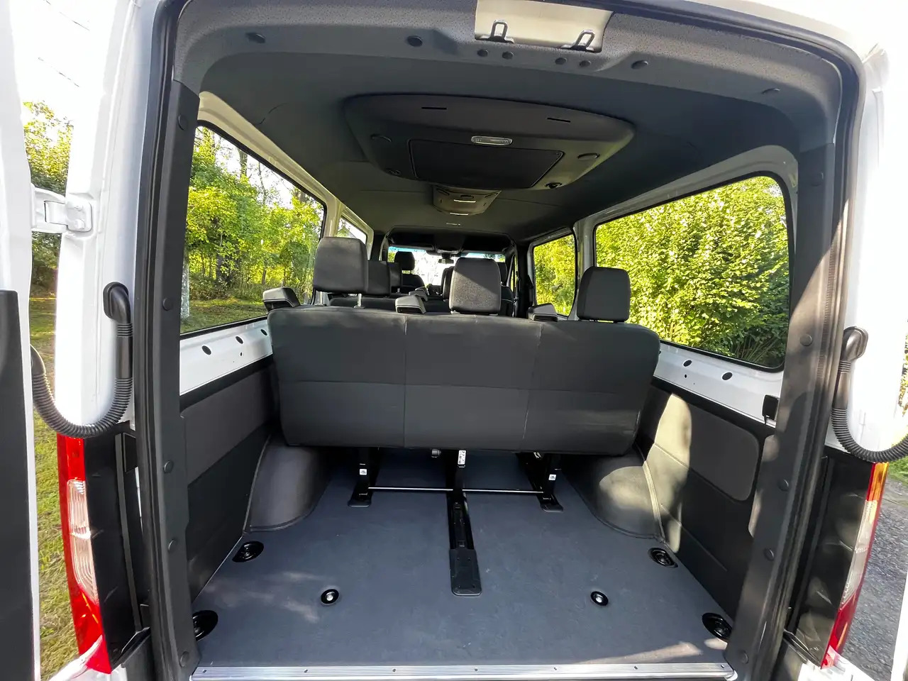 Leasing de Mercedes-Benz Sprinter KOMBI TOURER DACHKLIMA 9-SITZE Mercedes-Benz Sprinter KOMBI TOURER DACHKLIMA 9-SITZE: foto 6