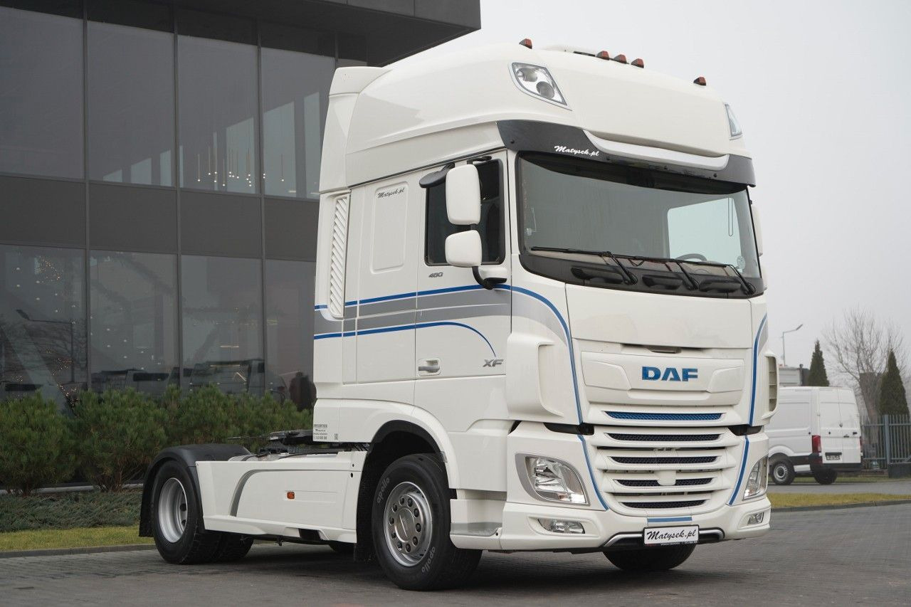 DAF XF 480 / SUPER SPACE CAB / I-APRK COOL/ - Cabeza tractora: foto 5 DAF XF 480 / SUPER SPACE CAB / I-APRK COOL/ - Cabeza tractora: foto 5