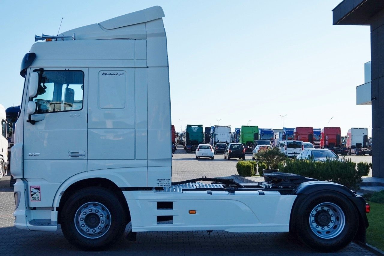DAF XF 530 / HYDRAULIKA / RETARDER / I-PARK COOL / S - Cabeza tractora: foto 3 DAF XF 530 / HYDRAULIKA / RETARDER / I-PARK COOL / S - Cabeza tractora: foto 3