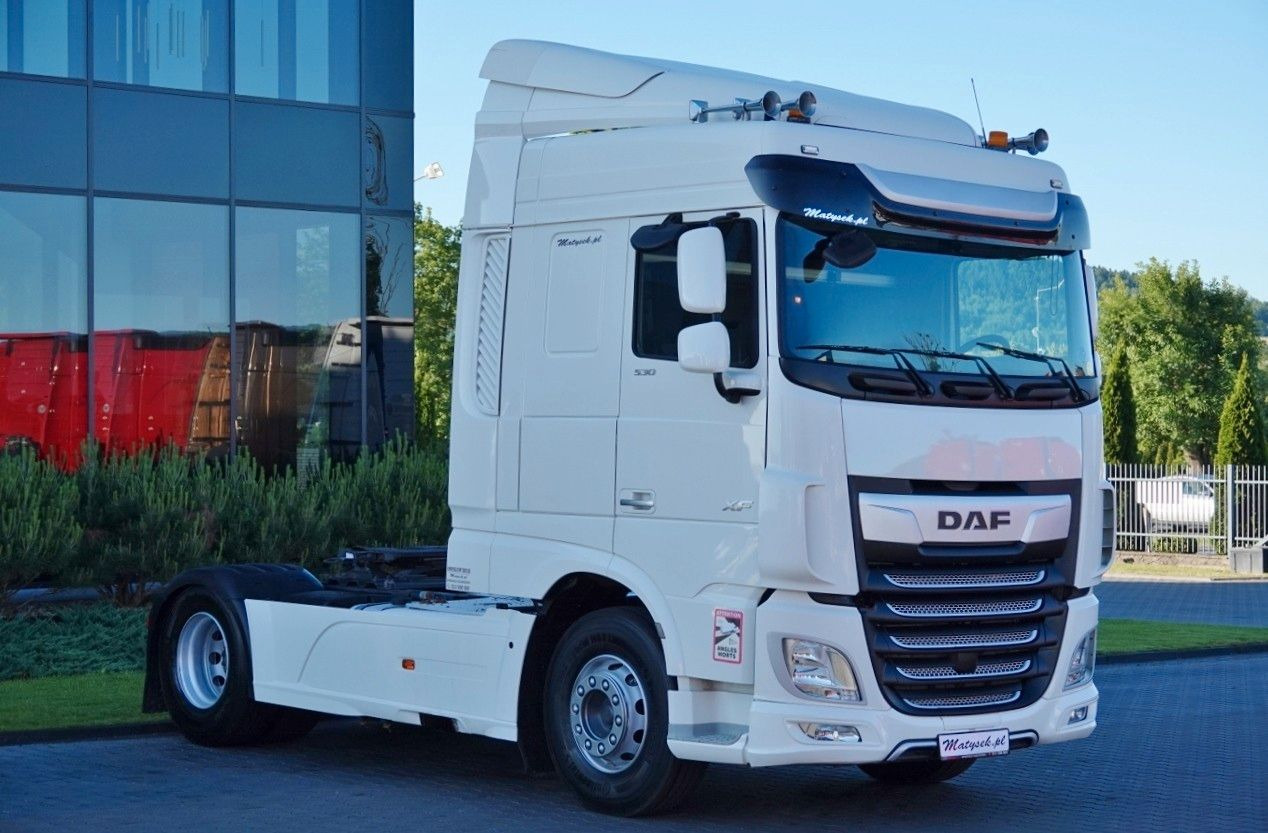 DAF XF 530 / HYDRAULIKA / RETARDER / I-PARK COOL / S - Cabeza tractora: foto 2 DAF XF 530 / HYDRAULIKA / RETARDER / I-PARK COOL / S - Cabeza tractora: foto 2