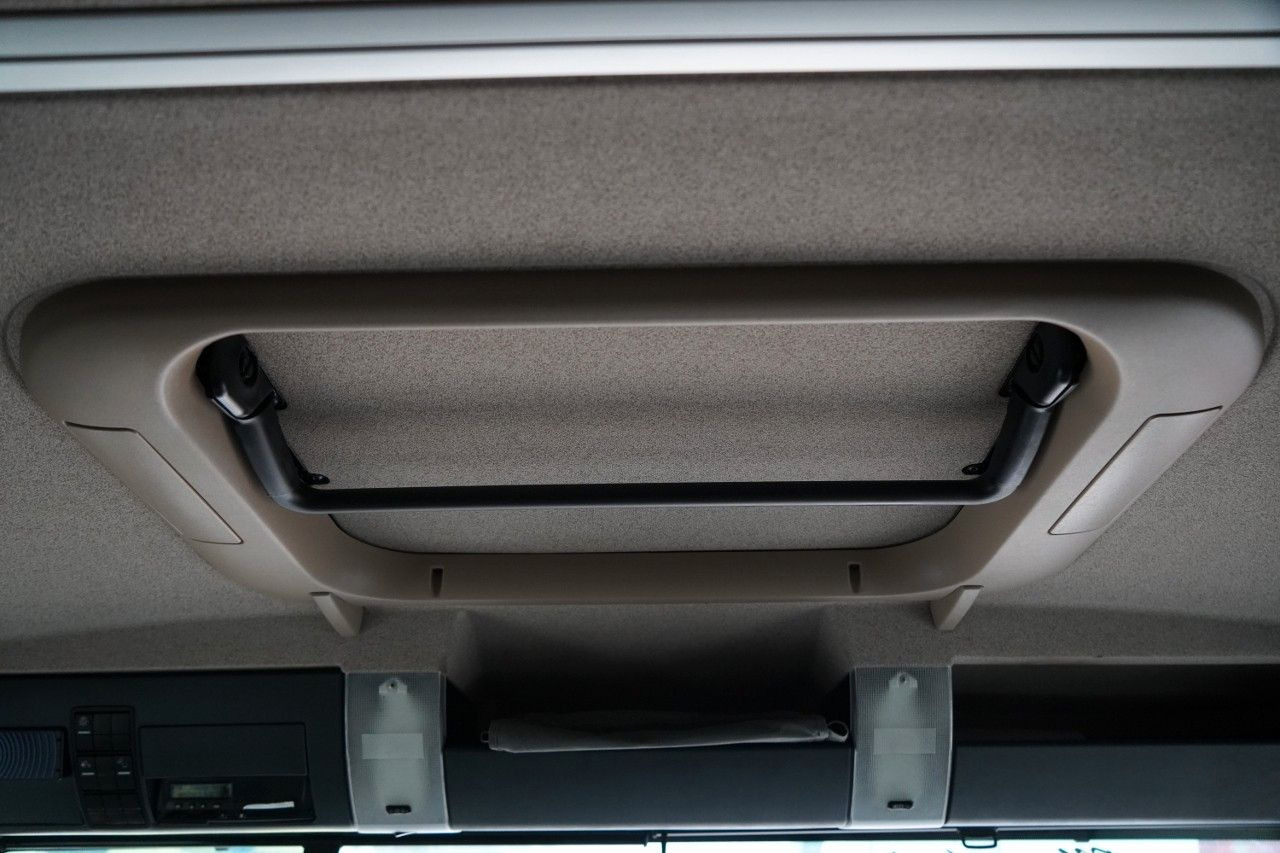 Cabeza tractora MAN TGS 18.460 / RETARDER / HYDRAULIKA / NAVI RIO /: foto 34 Cabeza tractora MAN TGS 18.460 / RETARDER / HYDRAULIKA / NAVI RIO /: foto 34