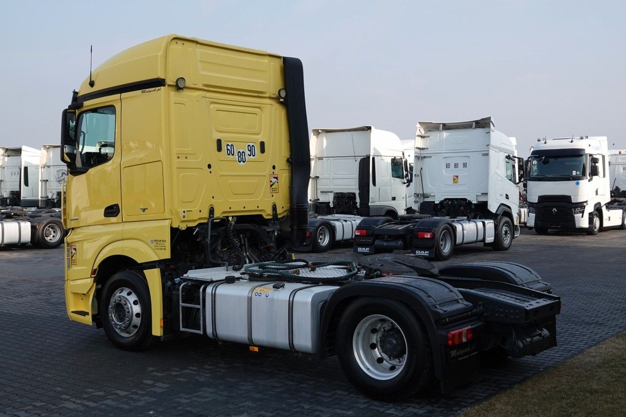 Mercedes-Benz ACTROS 1845 / RETARDER / HYDRAULIKA / - Cabeza tractora: foto 4 Mercedes-Benz ACTROS 1845 / RETARDER / HYDRAULIKA / - Cabeza tractora: foto 4