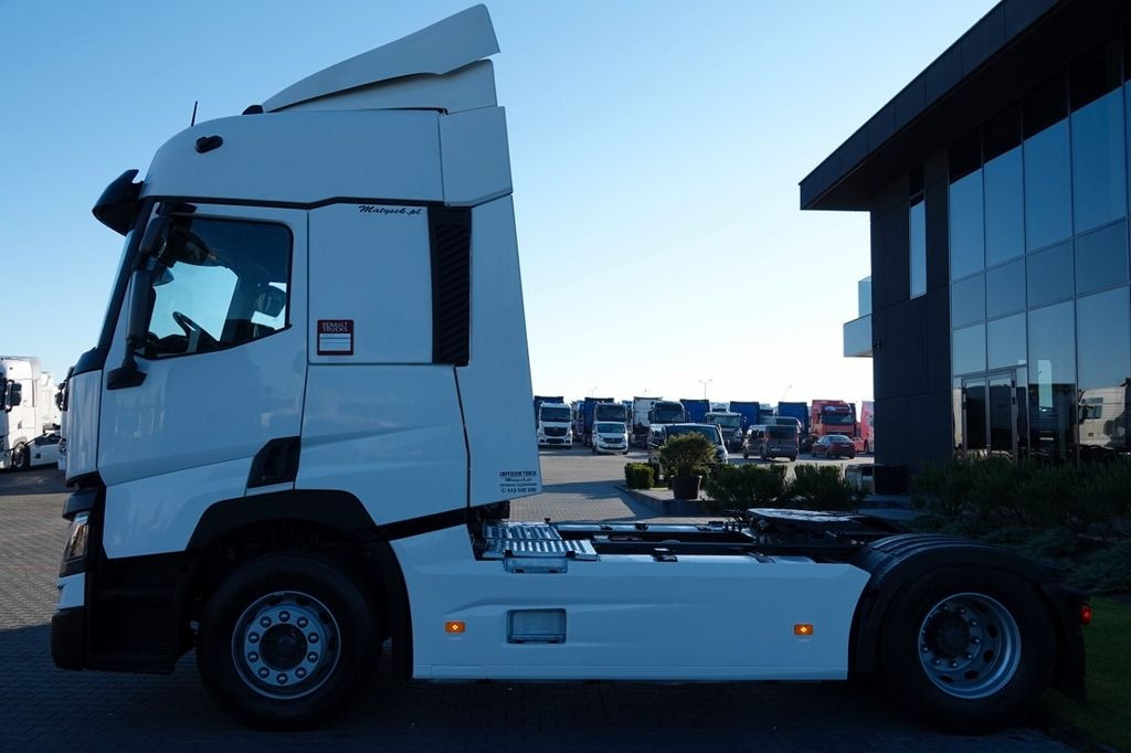 Renault T 480 / 13L / 2017 ROK - Cabeza tractora: foto 3 Renault T 480 / 13L / 2017 ROK - Cabeza tractora: foto 3