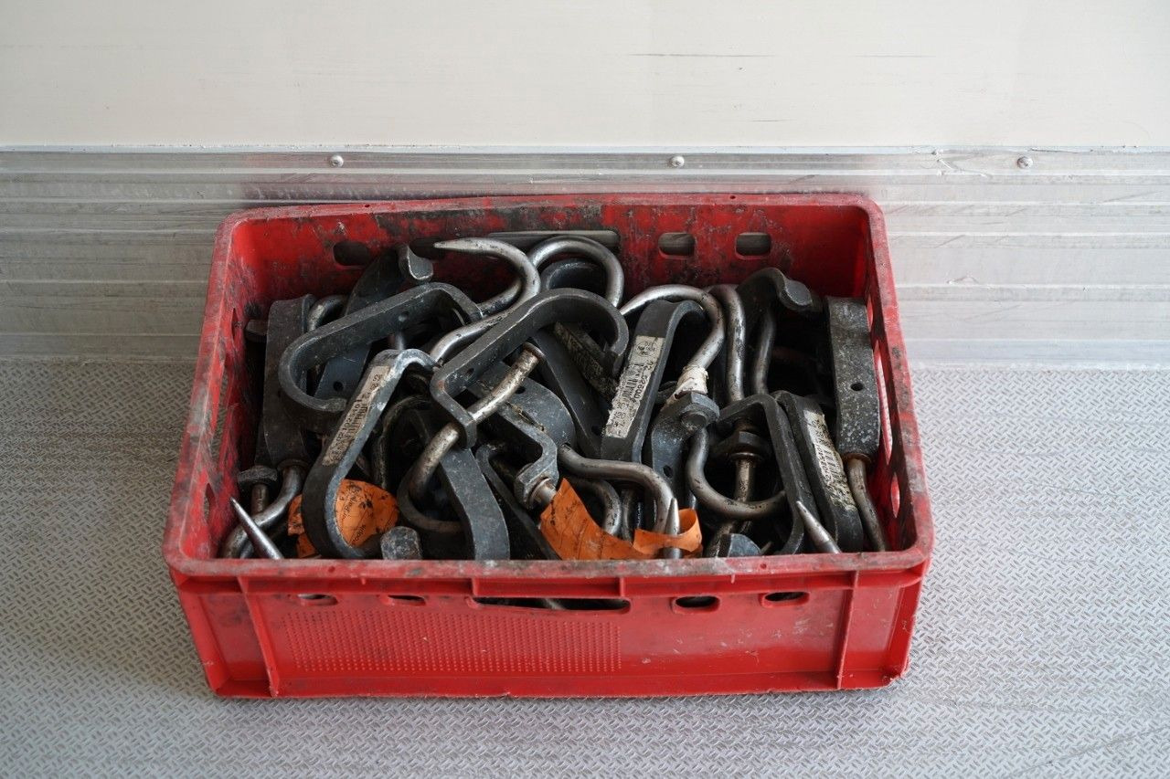 Leasing de Chereau CHŁODNIA / MAXIMA 1300 / HAKÓWKA / OŚ PODNOSZONA Chereau CHŁODNIA / MAXIMA 1300 / HAKÓWKA / OŚ PODNOSZONA: foto 20 Leasing de Chereau CHŁODNIA / MAXIMA 1300 / HAKÓWKA / OŚ PODNOSZONA Chereau CHŁODNIA / MAXIMA 1300 / HAKÓWKA / OŚ PODNOSZONA: foto 20