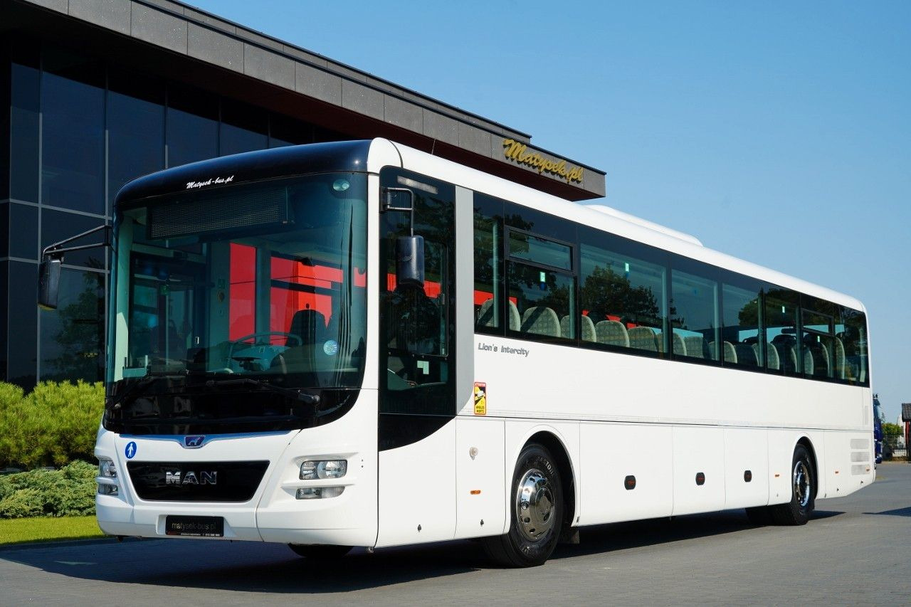 MAN INTERCITY / EURO6 / PRZEBIEG 63000 KM / SPROWADZ - Autobús suburbano: foto 5 MAN INTERCITY / EURO6 / PRZEBIEG 63000 KM / SPROWADZ - Autobús suburbano: foto 5